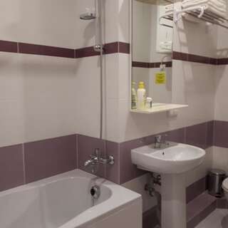 Мини-отель Z-apartments Киев Двухместный номер с 2 отдельными кроватями-1